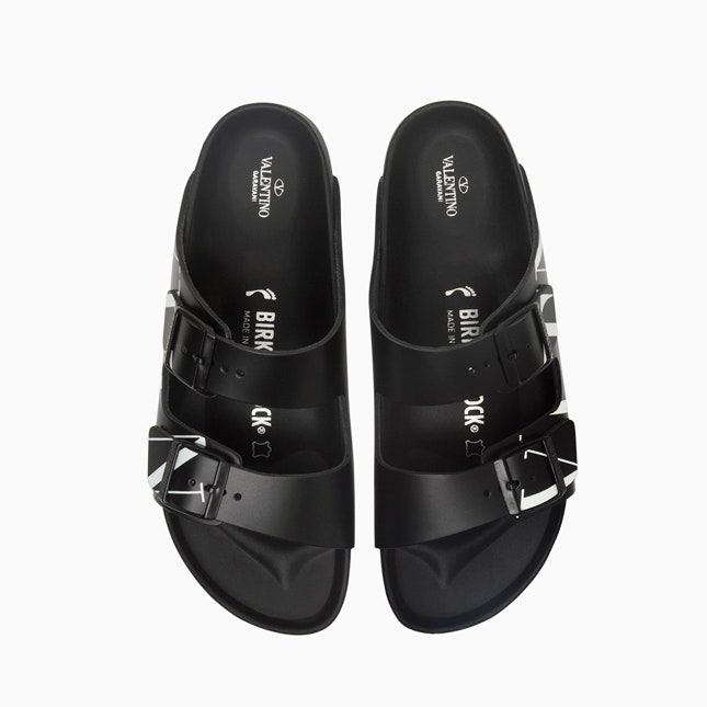 Birkenstock valentino black sale